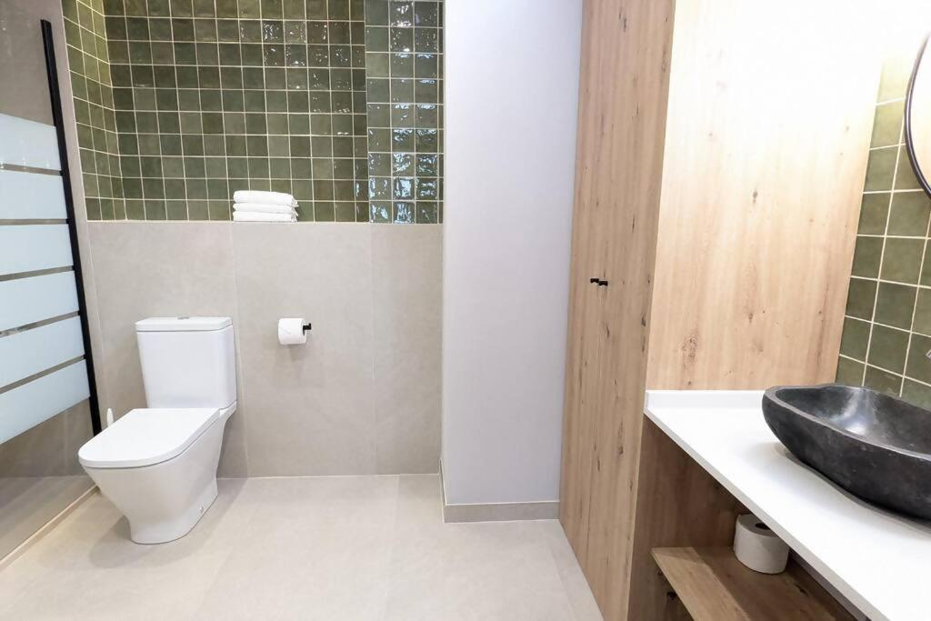 Renovado Estudio Privado En La Playa Валенсія Екстер'єр фото
